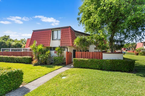 Property photo of 3856 Victoria Drive, West Palm Beach, FL 33406
