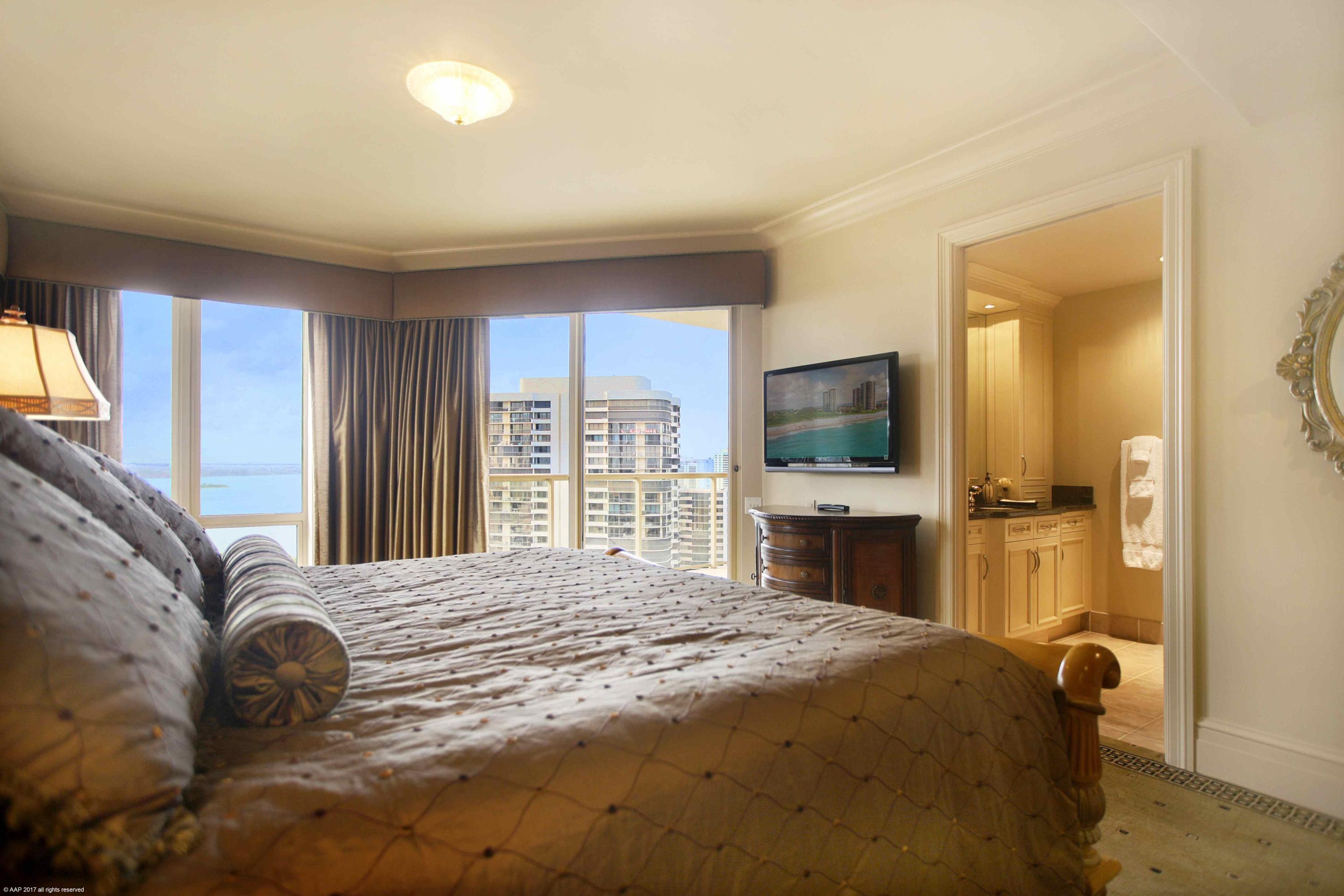 OASIS SINGER ISLAND CONDO - Residential