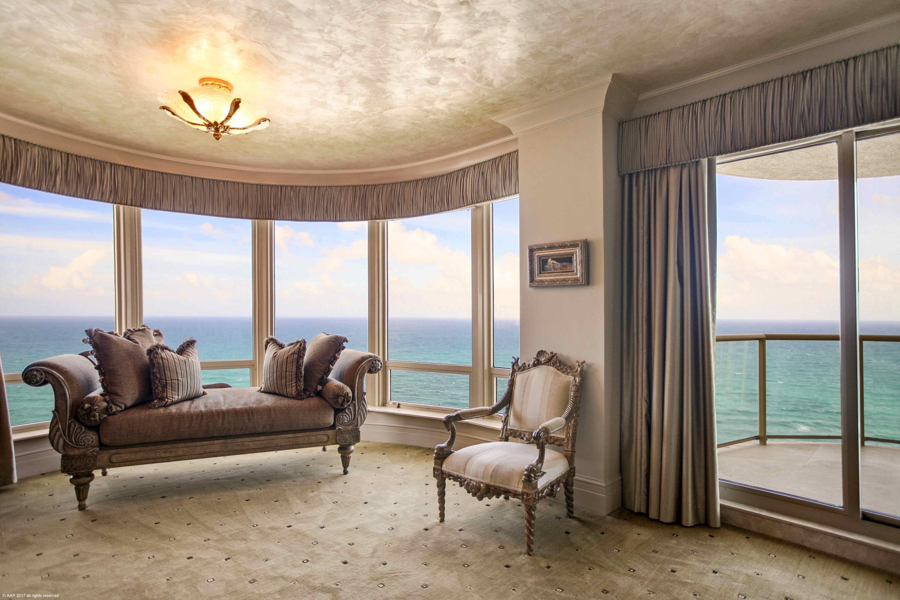 OASIS SINGER ISLAND CONDO - Residential