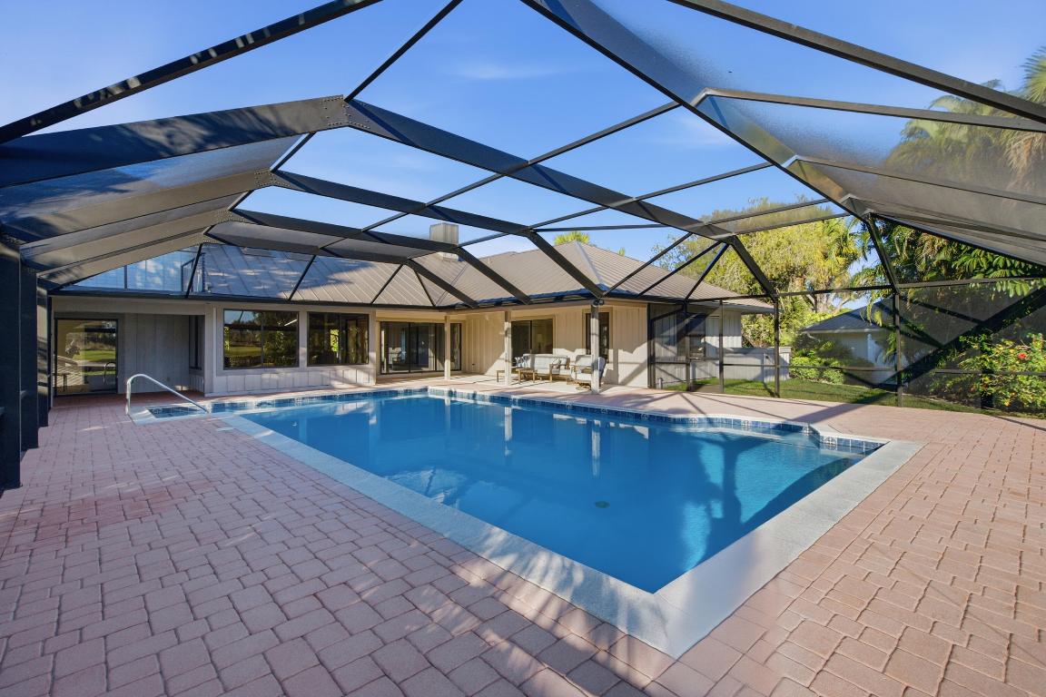 MARINER SANDS COUNTRY CLUB - Residential