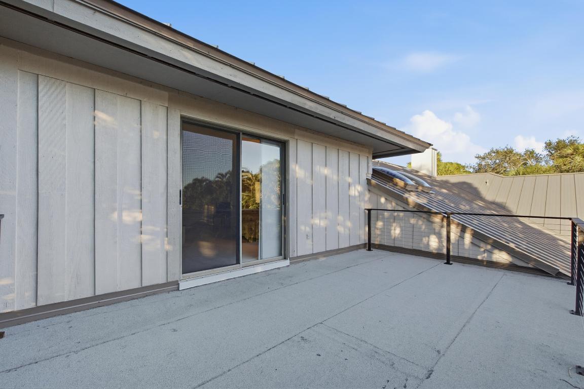 MARINER SANDS COUNTRY CLUB - Residential