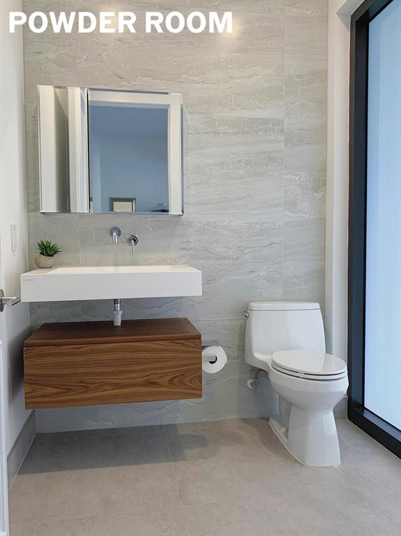 ISLAND AT BOCA WEST - Residential