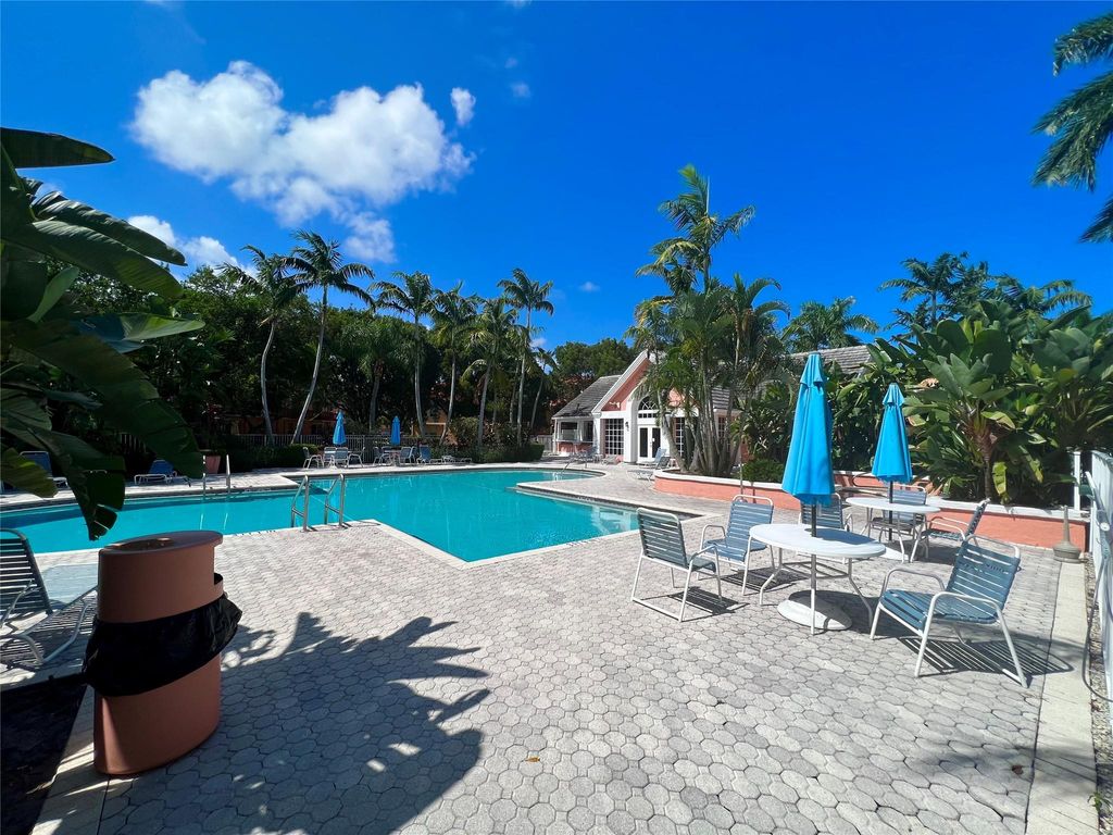 Photo of 1001 Crystal Way #B, Delray Beach, FL 33444 (MLS # F10397066)