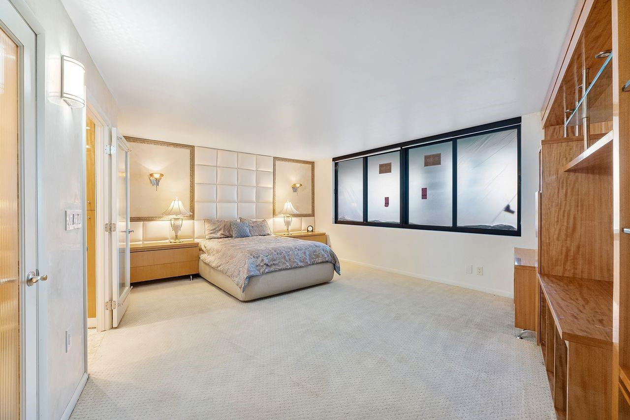 HAMPTON BEACH CLUB - Residential