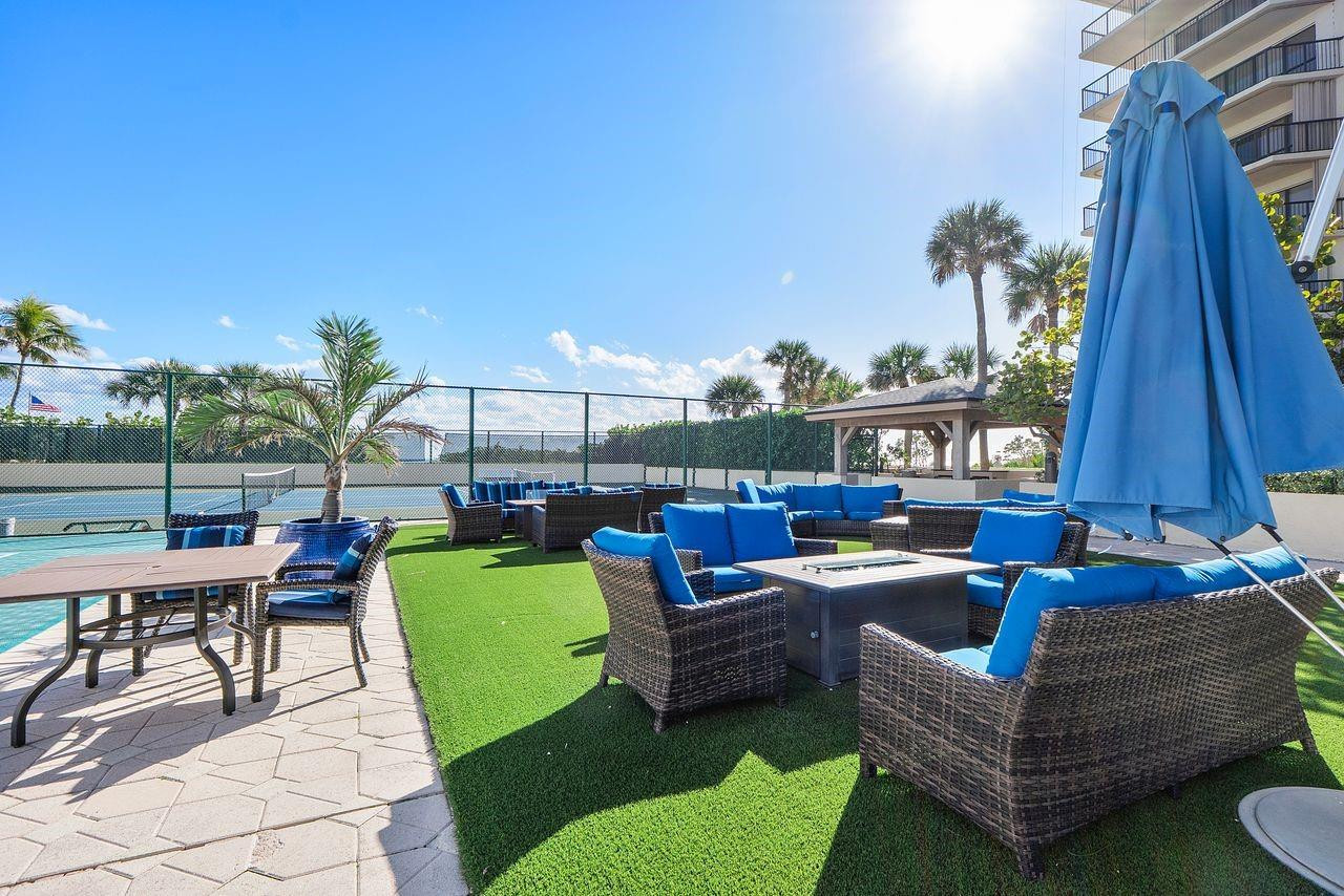 HAMPTON BEACH CLUB - Residential