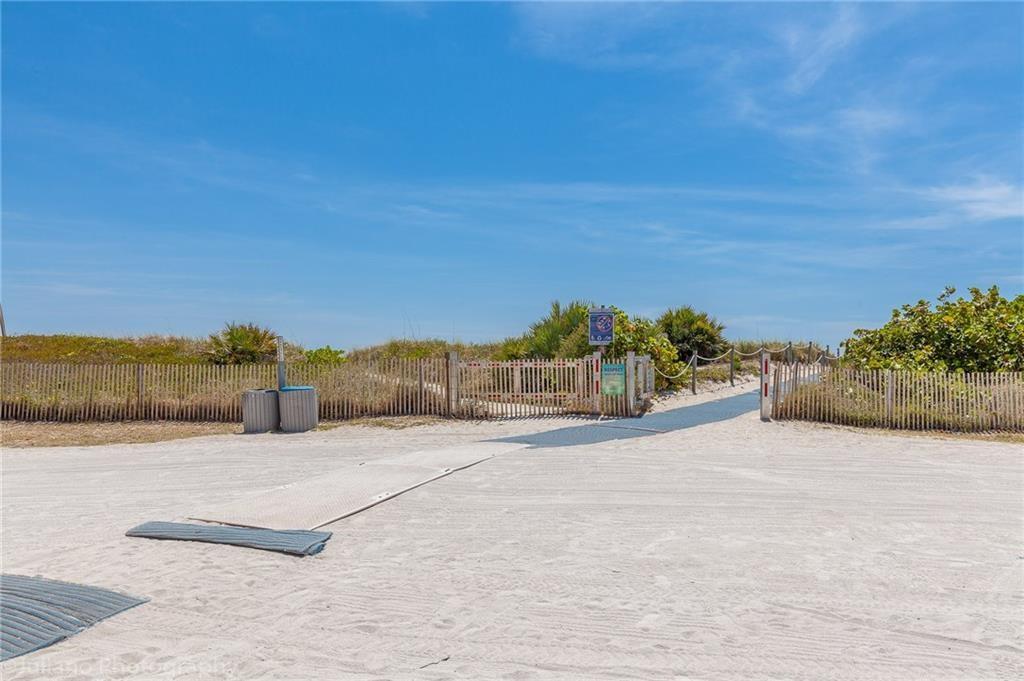 BARBIZON BEACH CLUB CONDO - Residential Lease