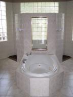 BINKS FOREST OF THE LANDI - Residential