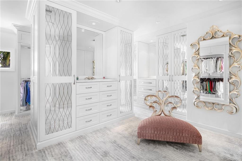 Idlewyld 1-19 B - Residential