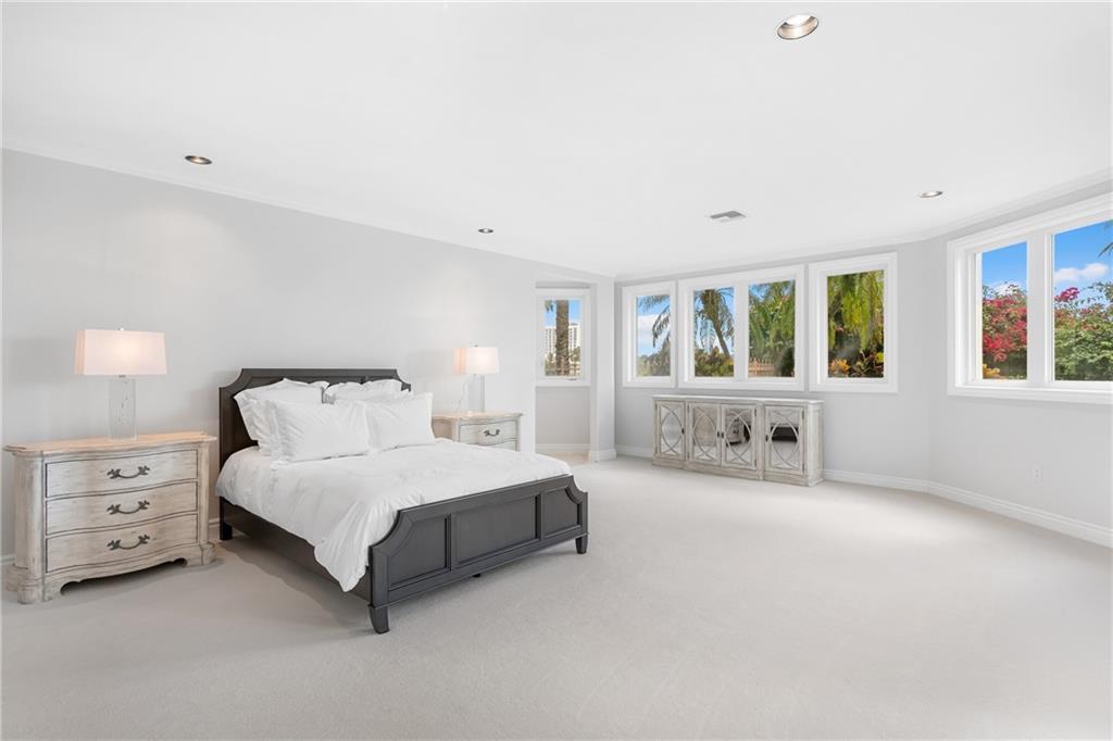 Idlewyld 1-19 B - Residential