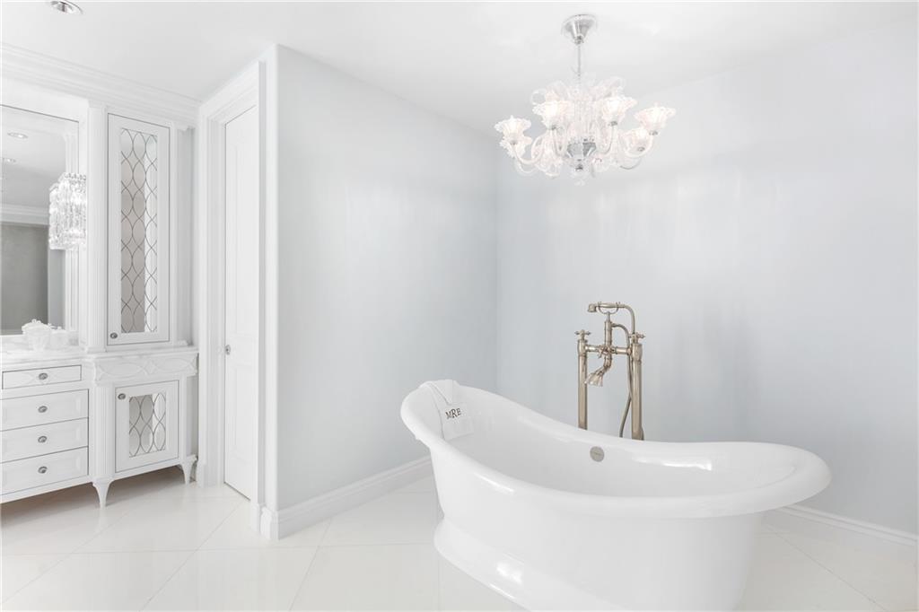 Idlewyld 1-19 B - Residential