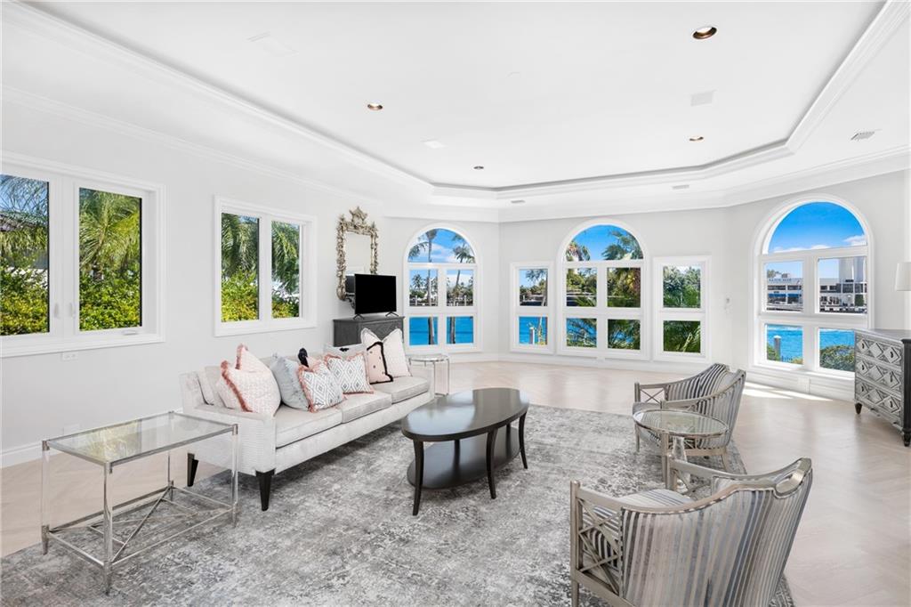 Idlewyld 1-19 B - Residential