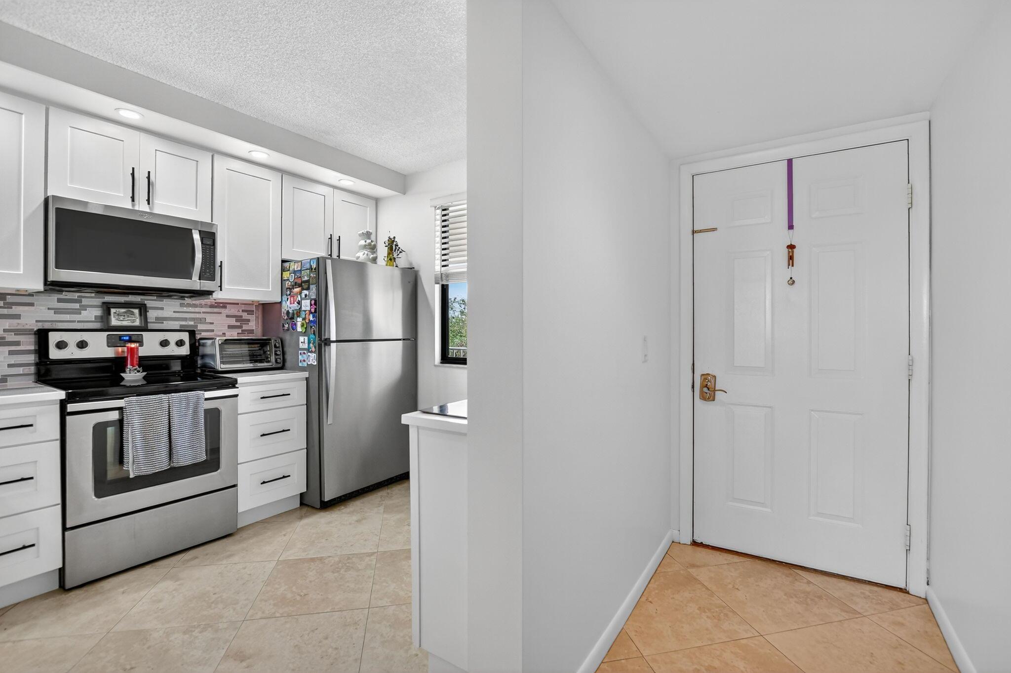 6205 Balboa Circle 403