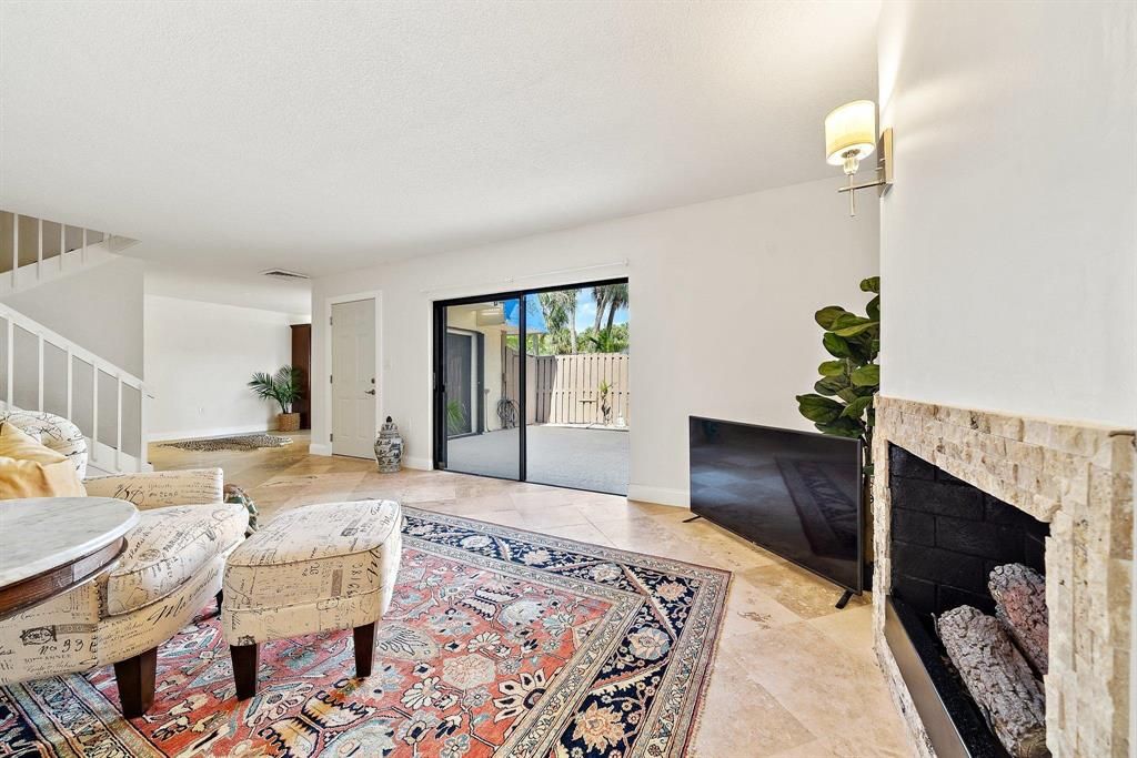 Photo of 1401 14th Court, Palm Beach Gardens, FL 33410 (MLS # R10699869)