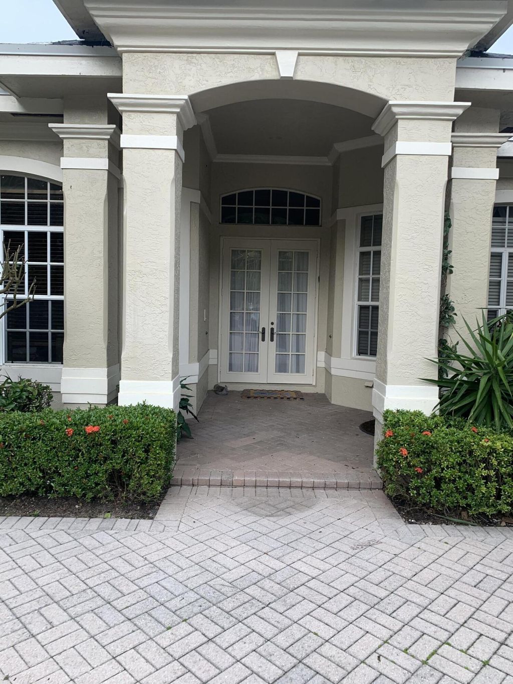 Photo of 123 Chasewood Circle, Palm Beach Gardens, FL 33418 (MLS # R10972525)