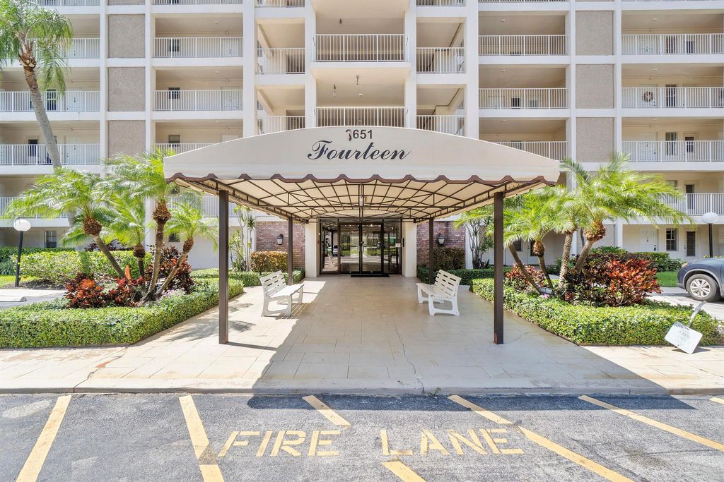 Photo of 2651 S Course Drive #306, Pompano Beach, FL 33069 (MLS # R10898139)