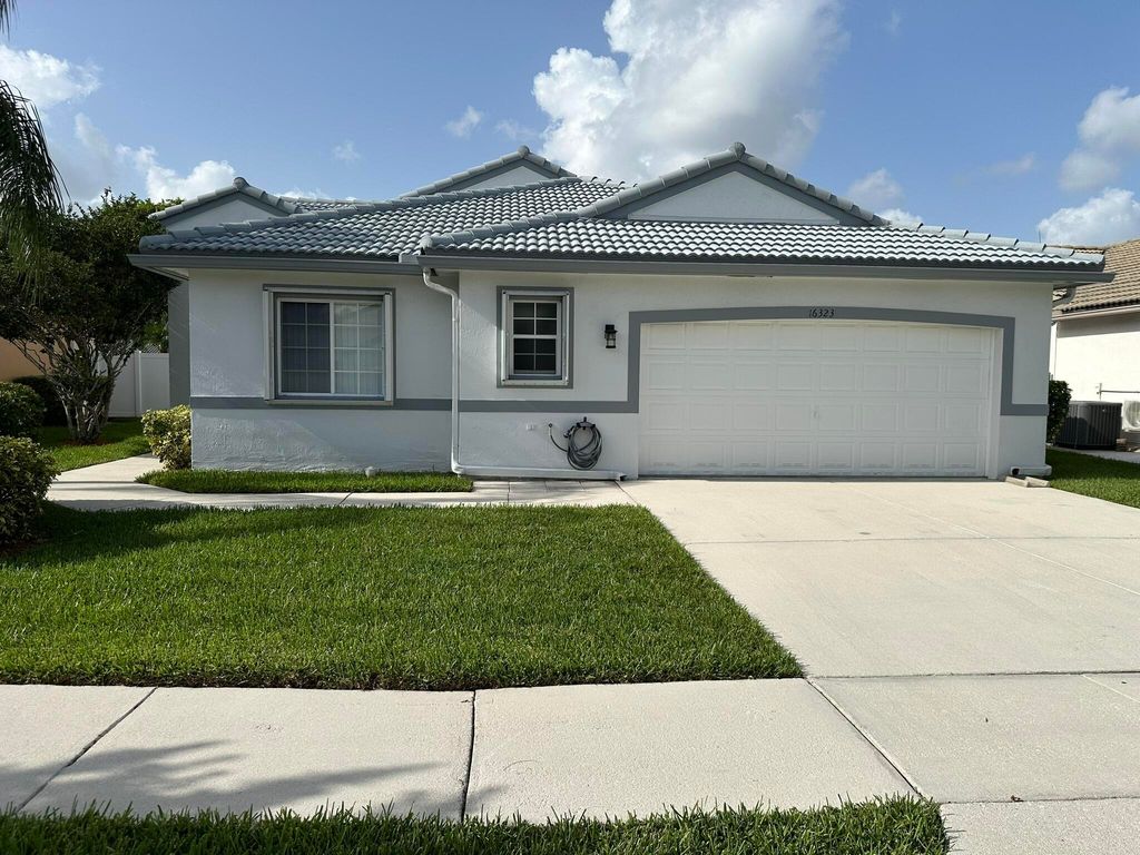 Photo of 16323 SW 6th Street, Pembroke Pines, FL 33027 (MLS # B26051539)
