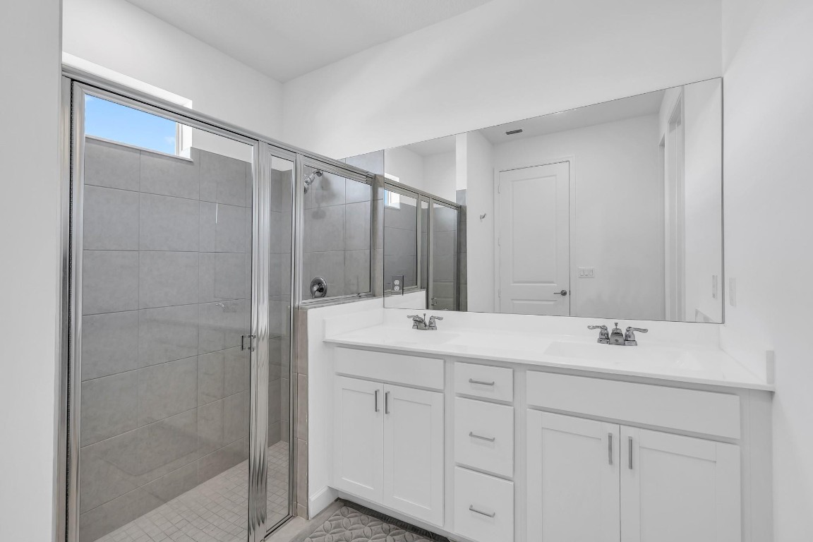 DELRAY TRAILS AT VILLA DE - Residential