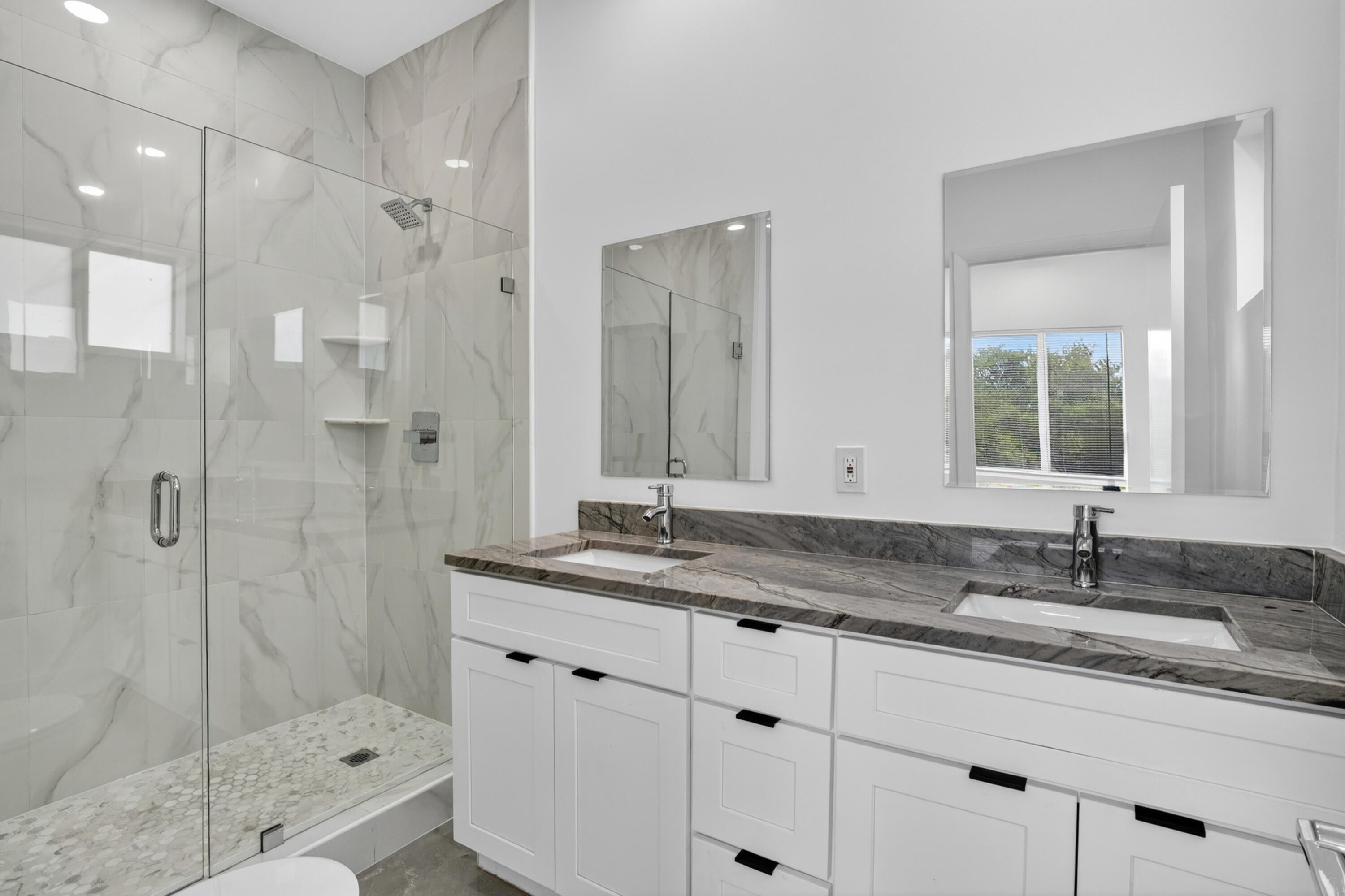 655 NW 24TH Avenue