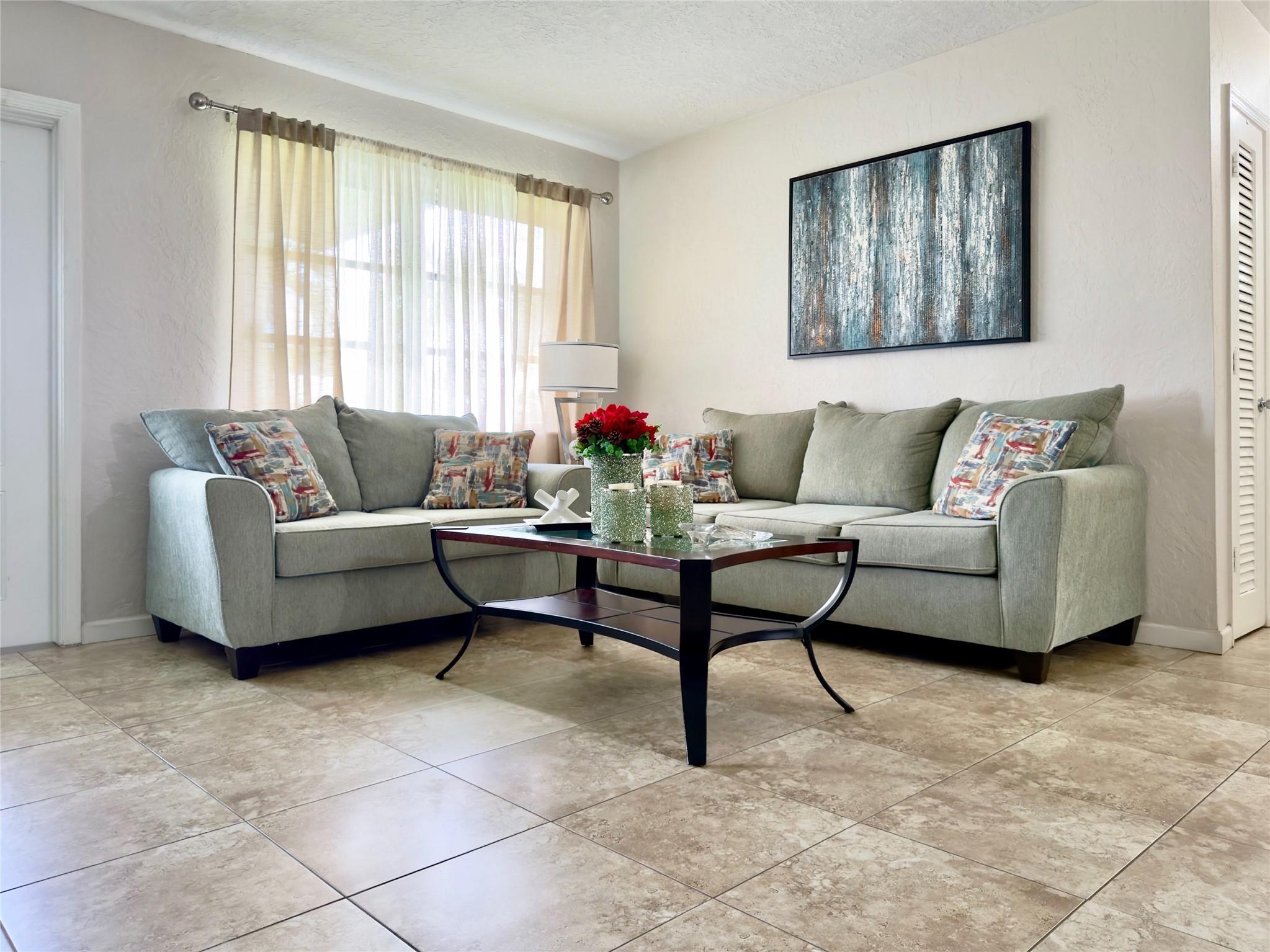 Mainlands Of Tamarac Lake - Residential