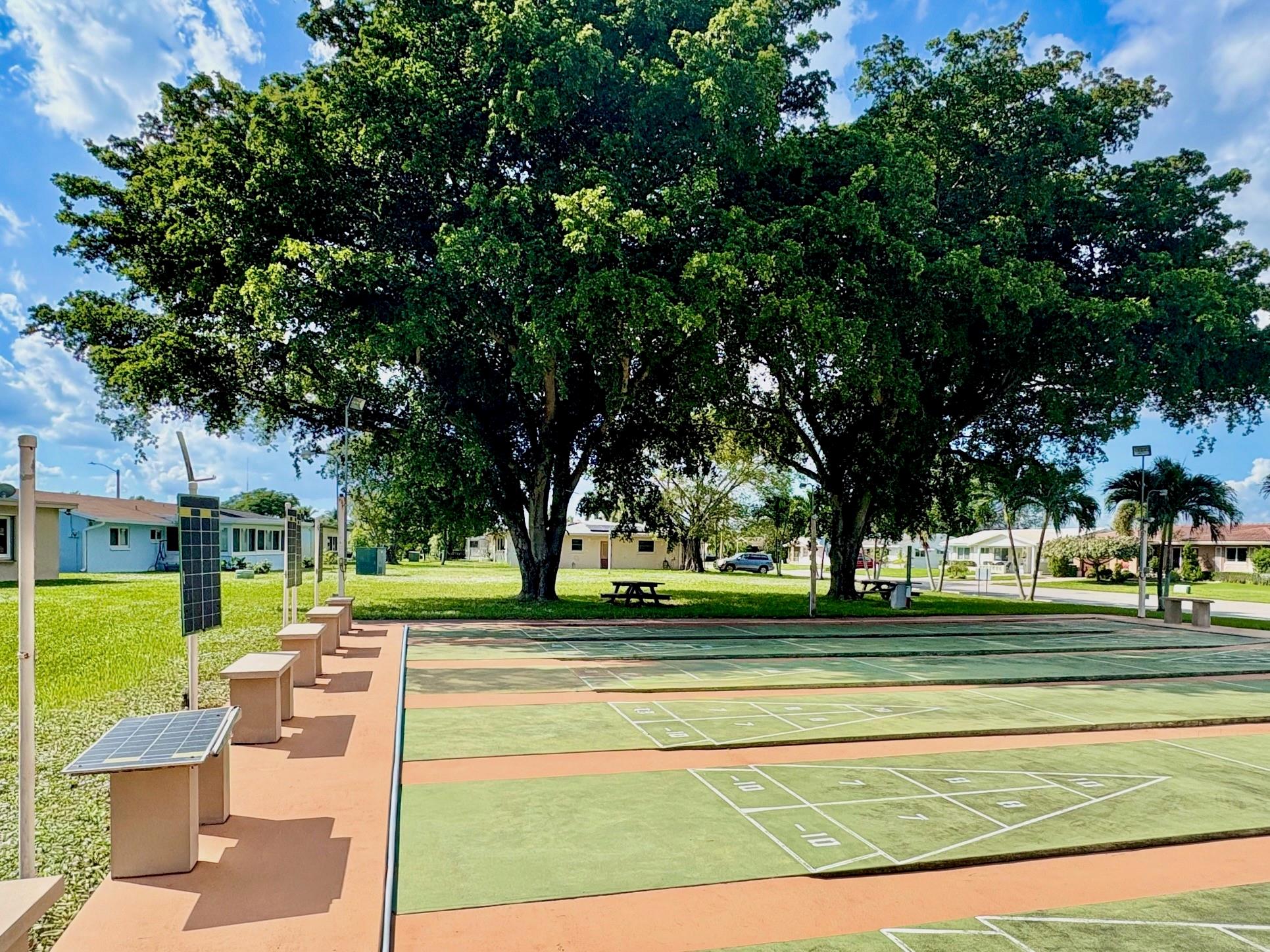 Mainlands Of Tamarac Lake - Residential