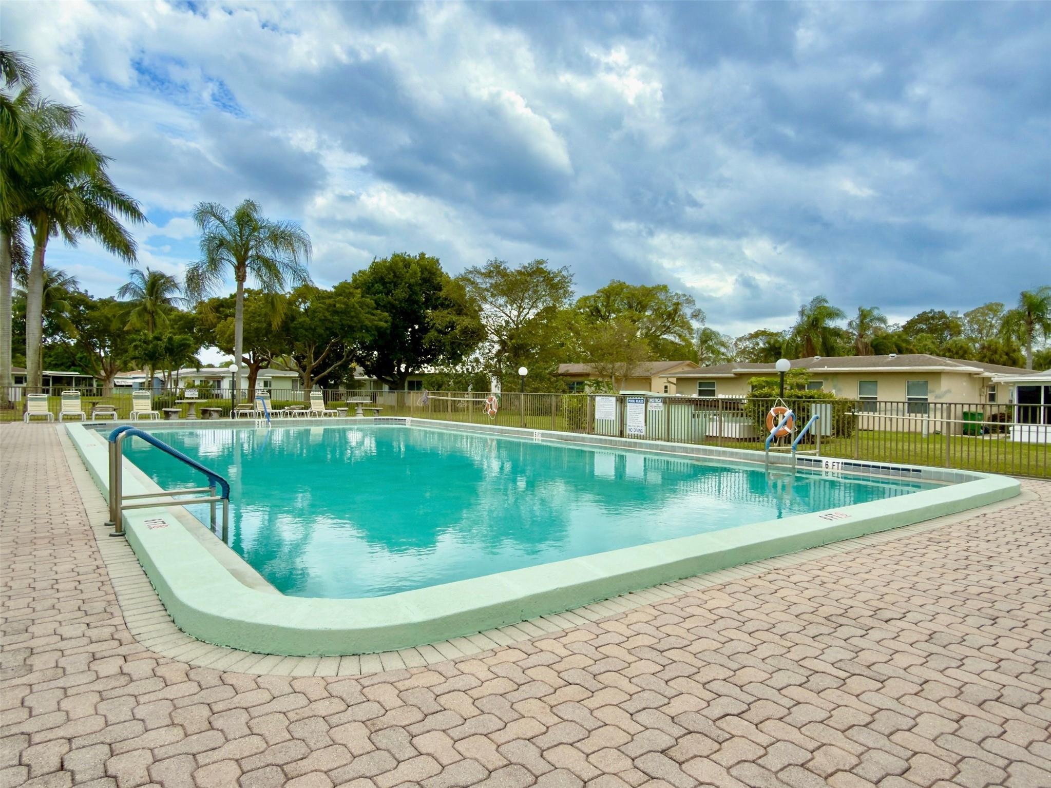Mainlands Of Tamarac Lake - Residential
