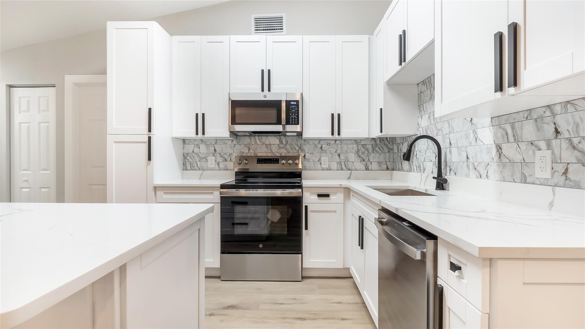 Butler Farms Sec Two - Residential