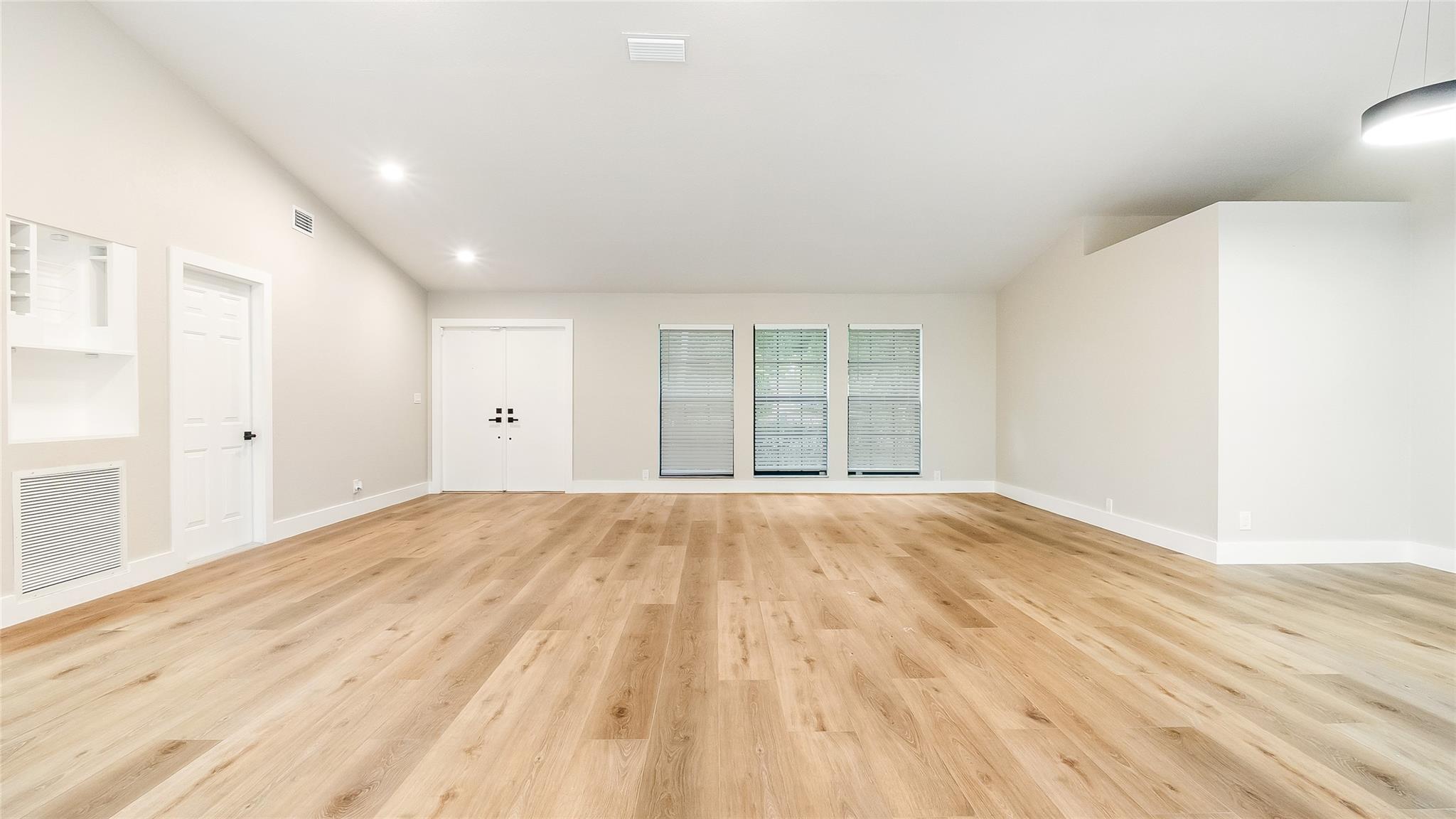 View photos, virtual tours, details... 6411 NW 54th Dr