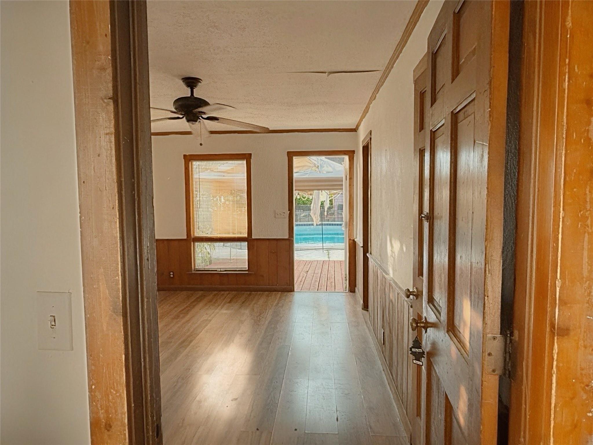 Hollywood Little Ranches - Residential Income