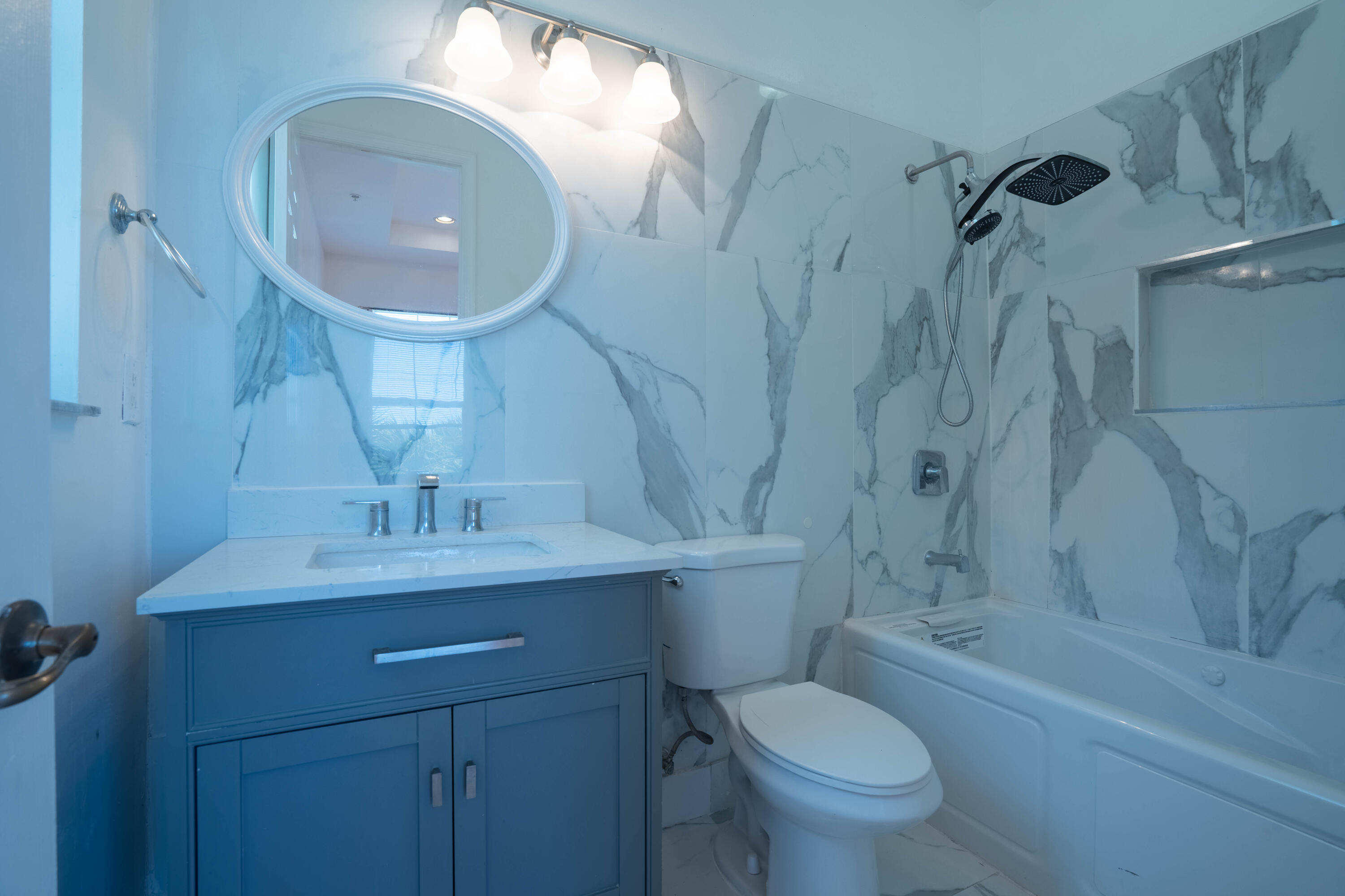 RENAISSANCE COMMONS PUD - Residential Lease