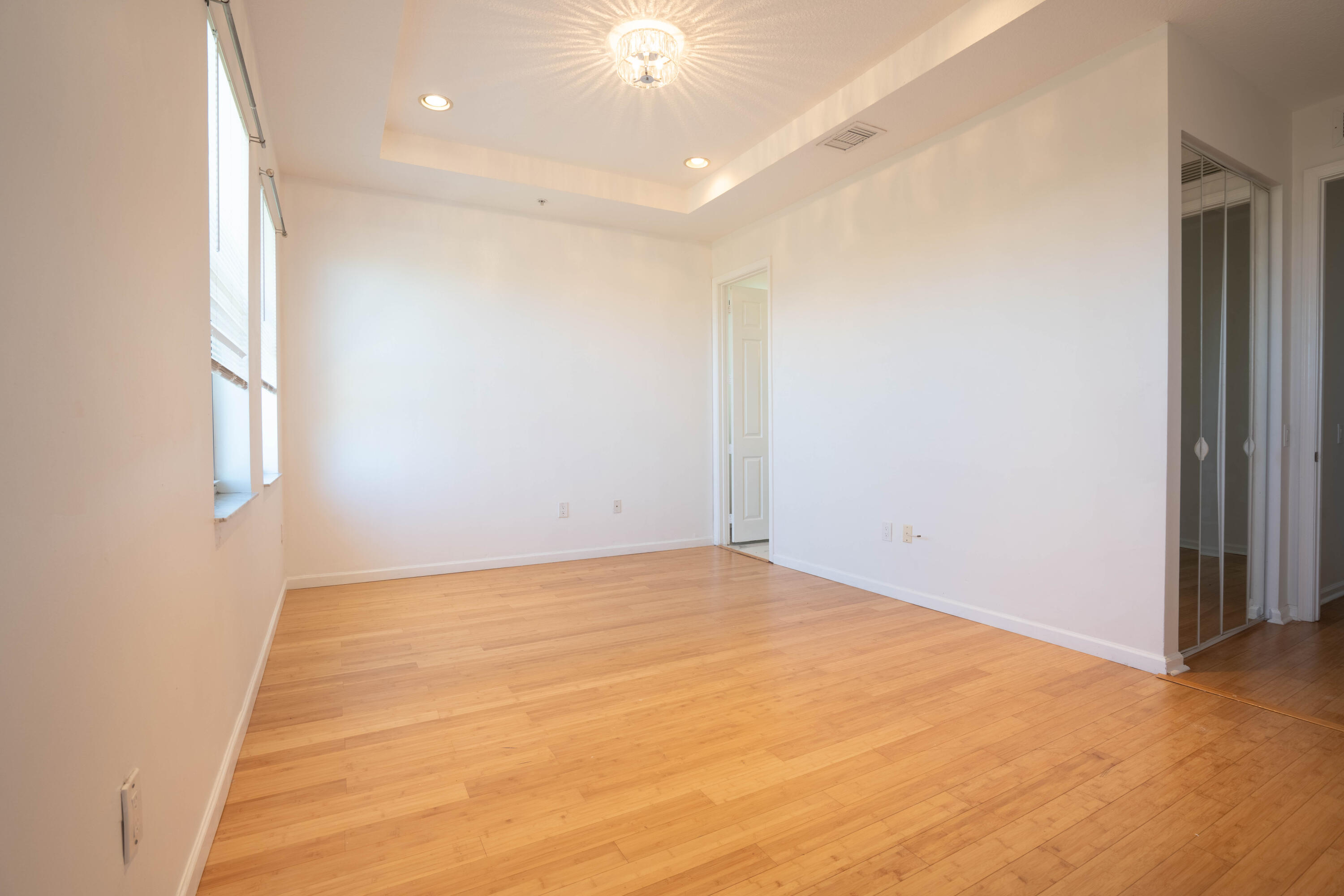 RENAISSANCE COMMONS PUD - Residential Lease