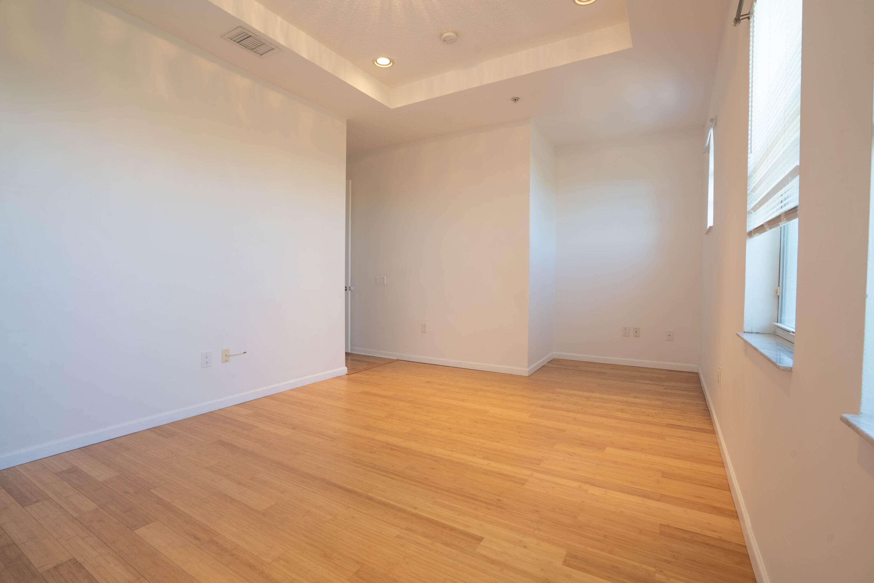 RENAISSANCE COMMONS PUD - Residential Lease