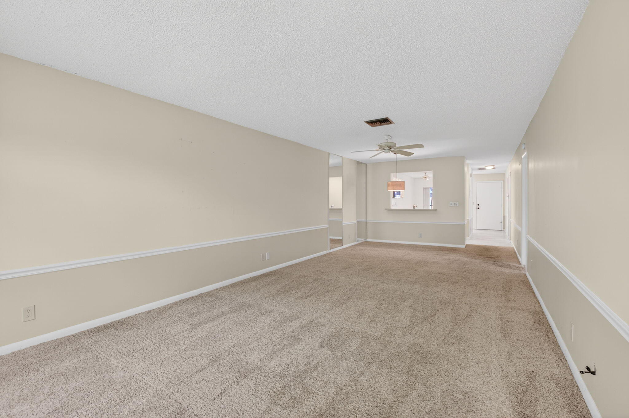 PALM GREENS AT VILLA DEL RAY CONDO II - Residential