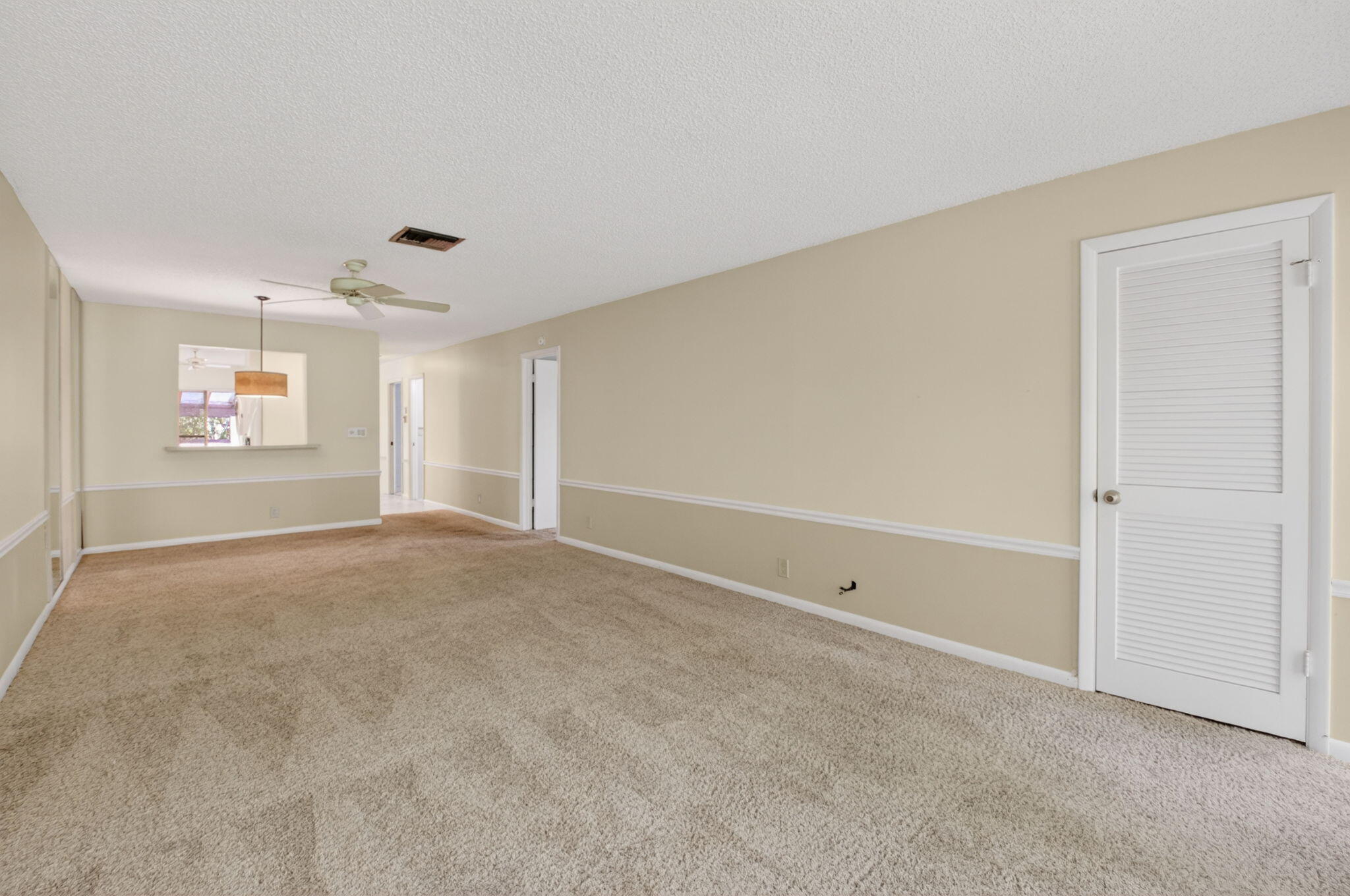 PALM GREENS AT VILLA DEL RAY CONDO II - Residential