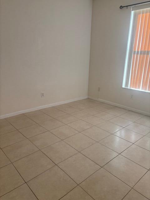 ROSEMONT CONDO - Residential