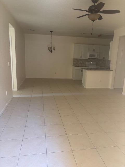 ROSEMONT CONDO - Residential