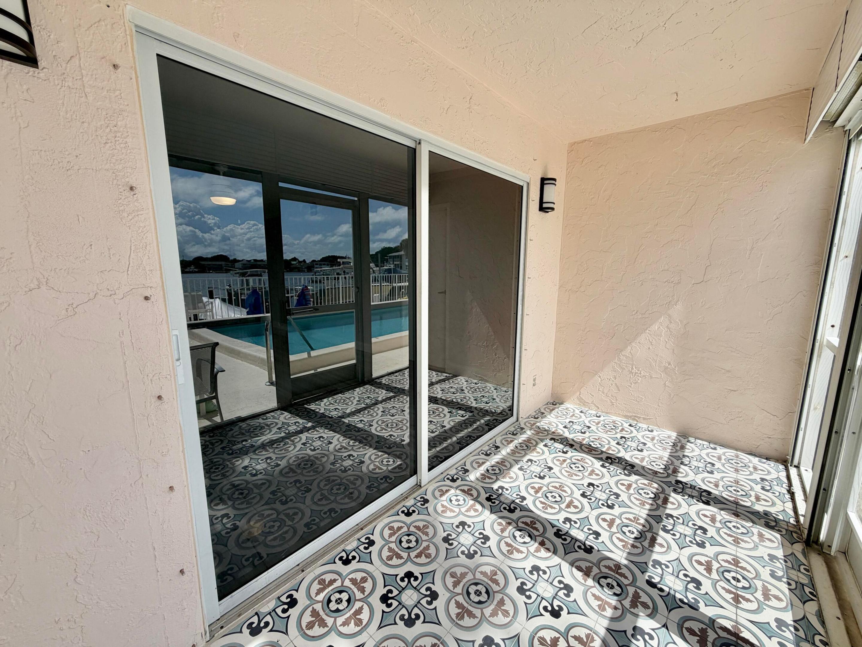 WESTPORT CONDO - Residential