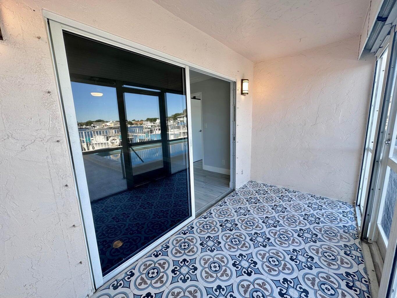 WESTPORT CONDO - Residential