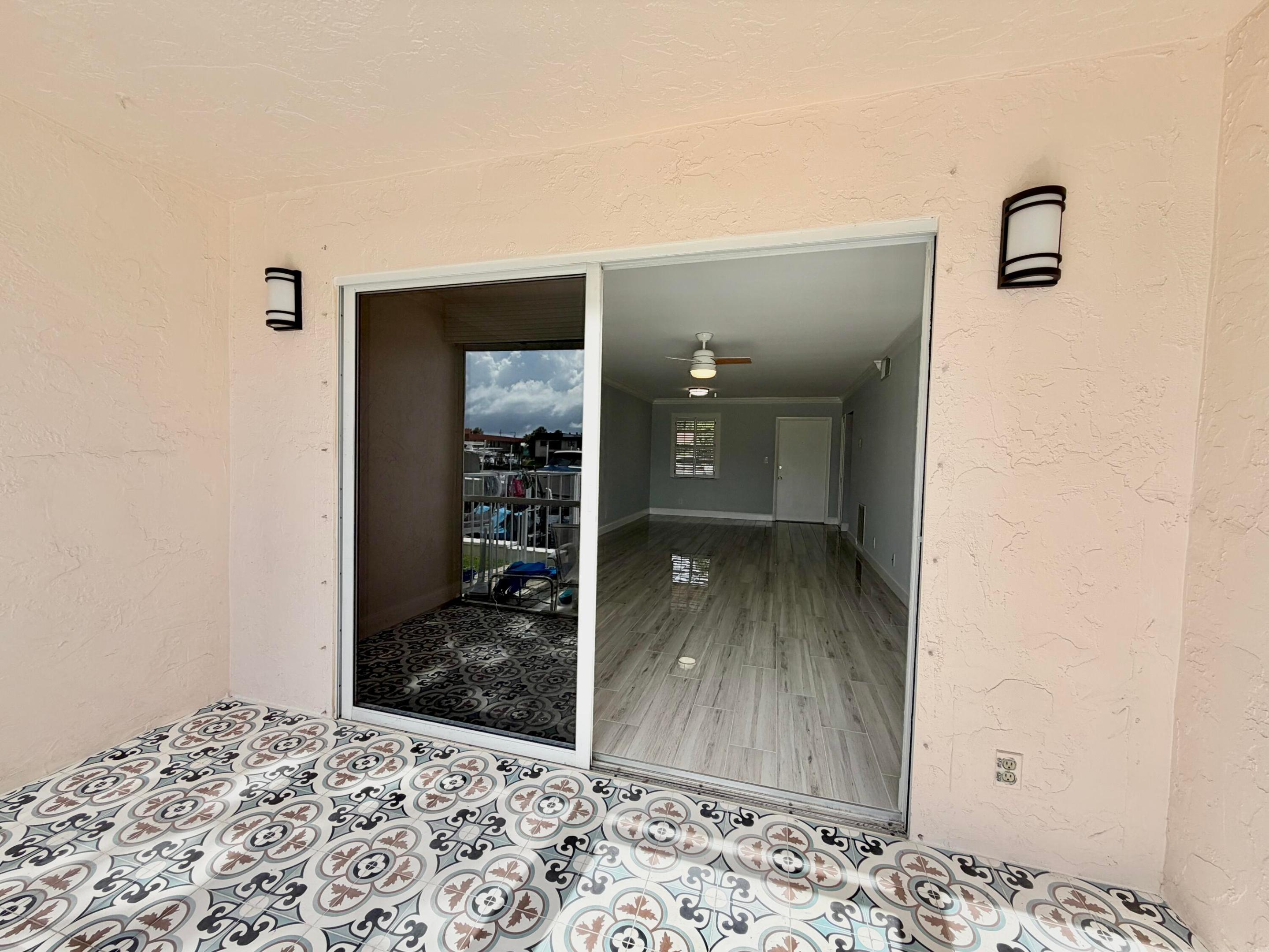 WESTPORT CONDO - Residential