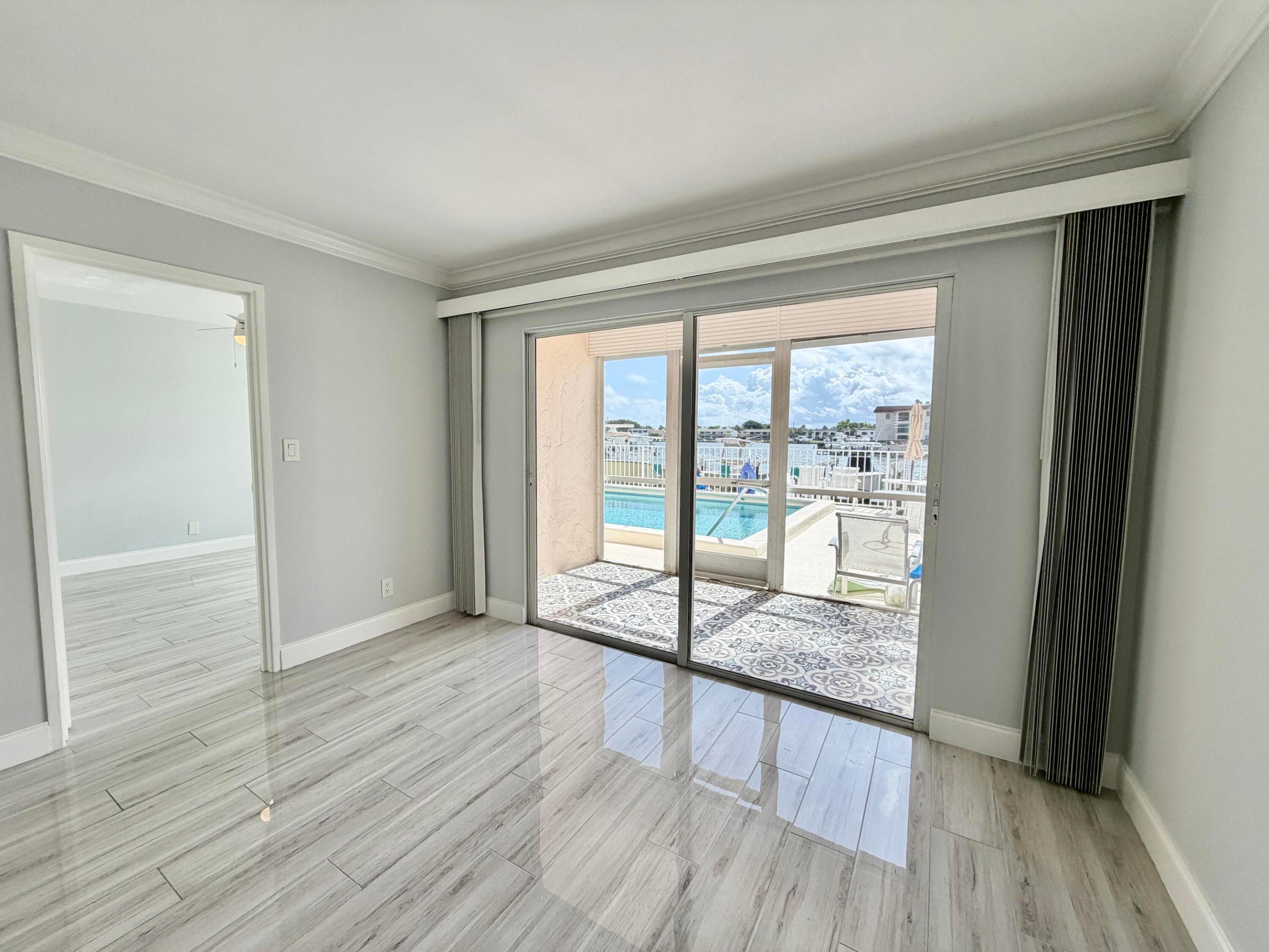 WESTPORT CONDO - Residential
