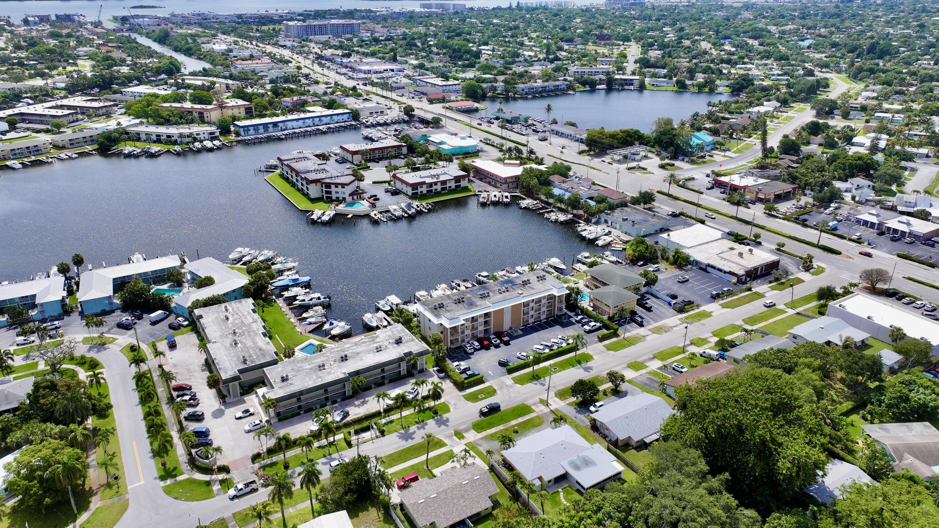 WESTPORT CONDO - Residential