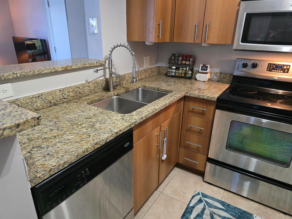 Photo of 1215 Crystal Way #O, Delray Beach, FL 33444 (MLS # R11069456)