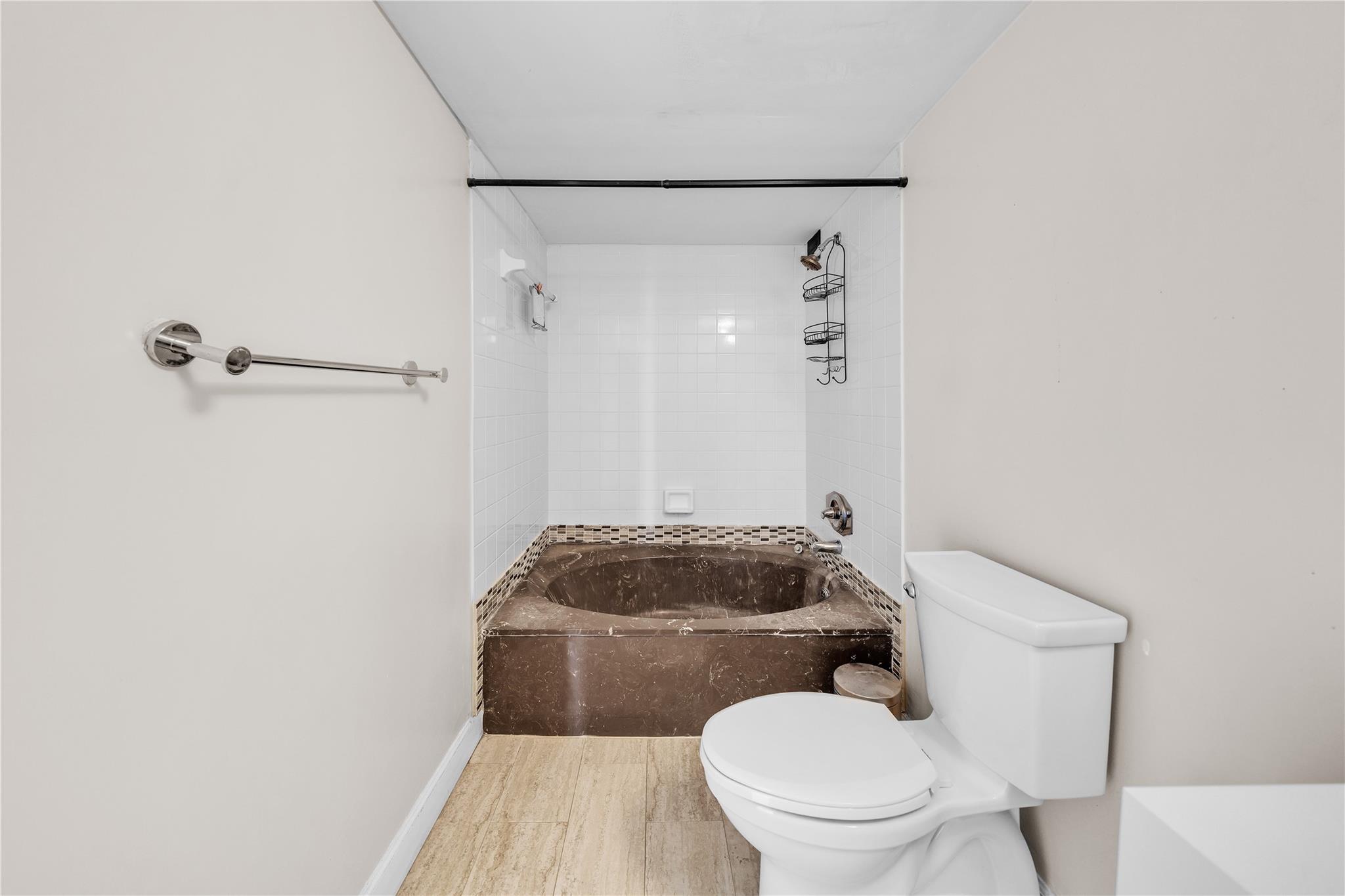 Oceanview Park Condo - Residential Lease