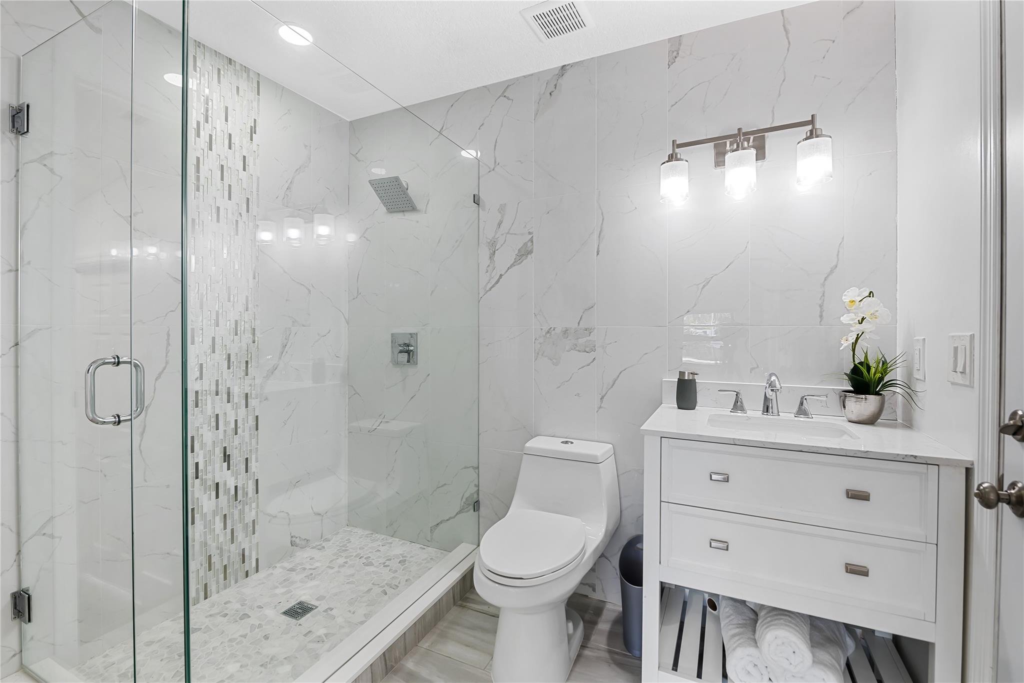 Las Olas Isles - Residential