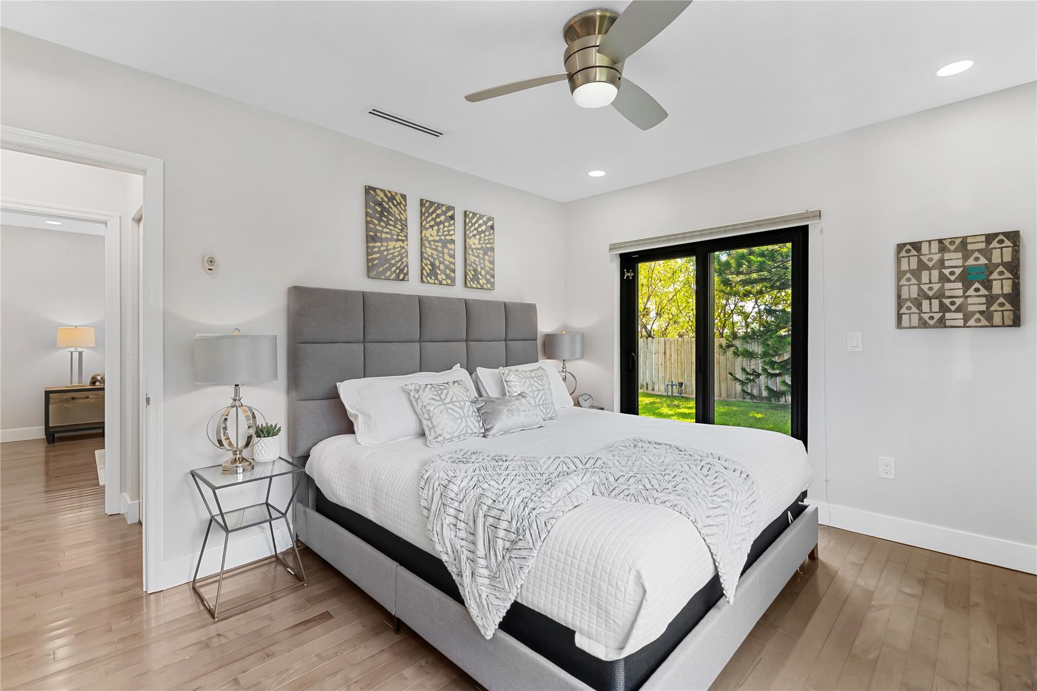 Las Olas Isles - Residential