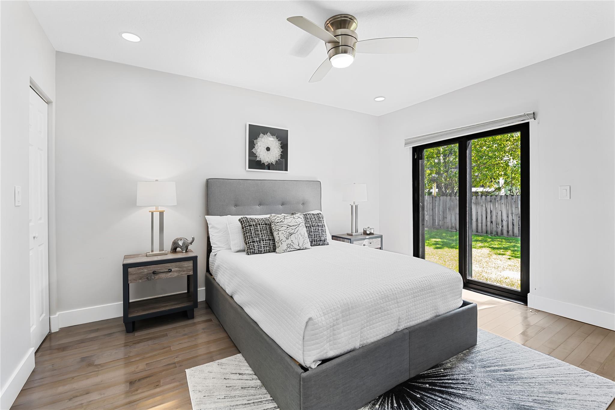 Las Olas Isles - Residential