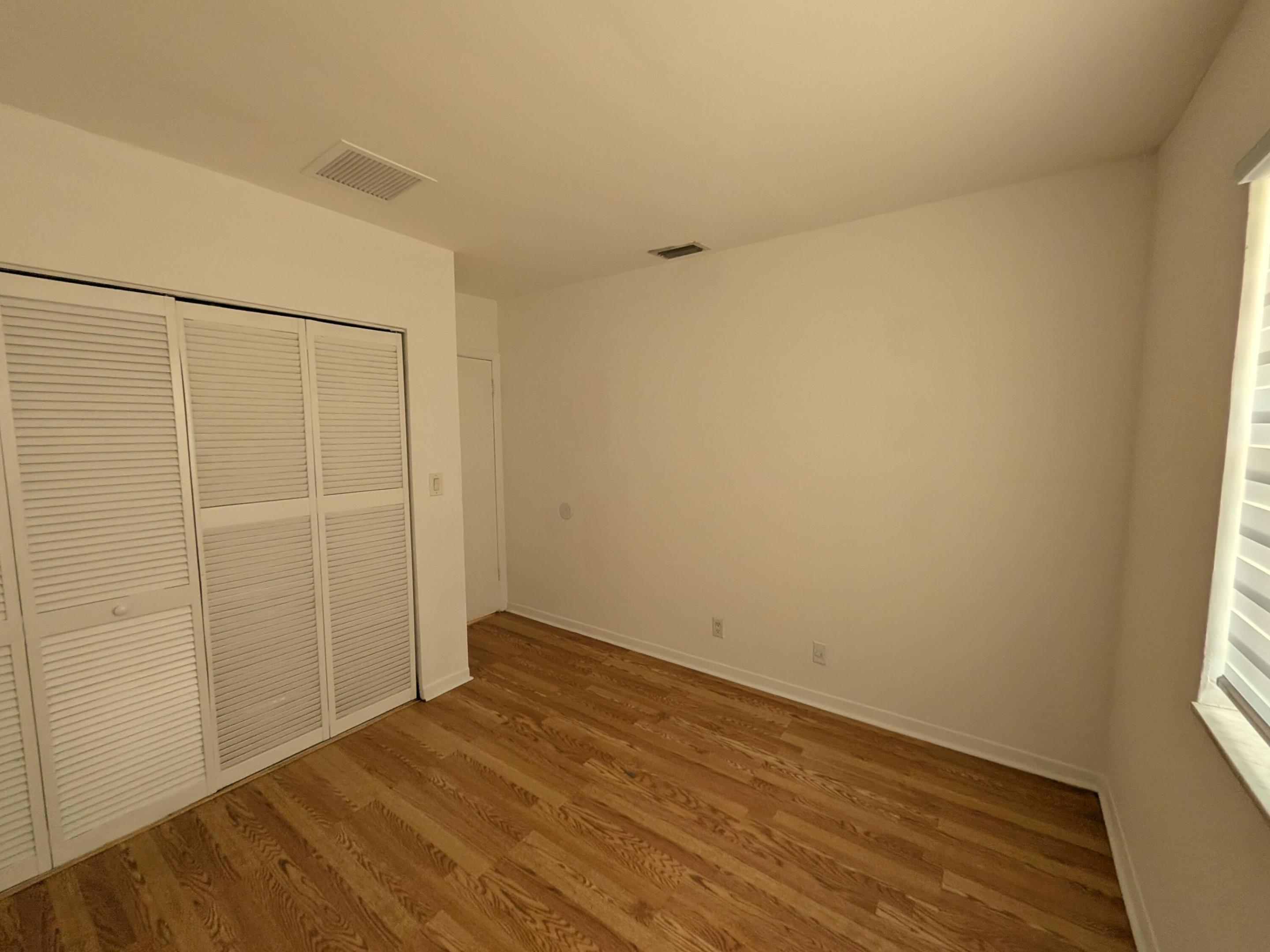 TAM O SHANTER VILLAS SEC 2 - Residential