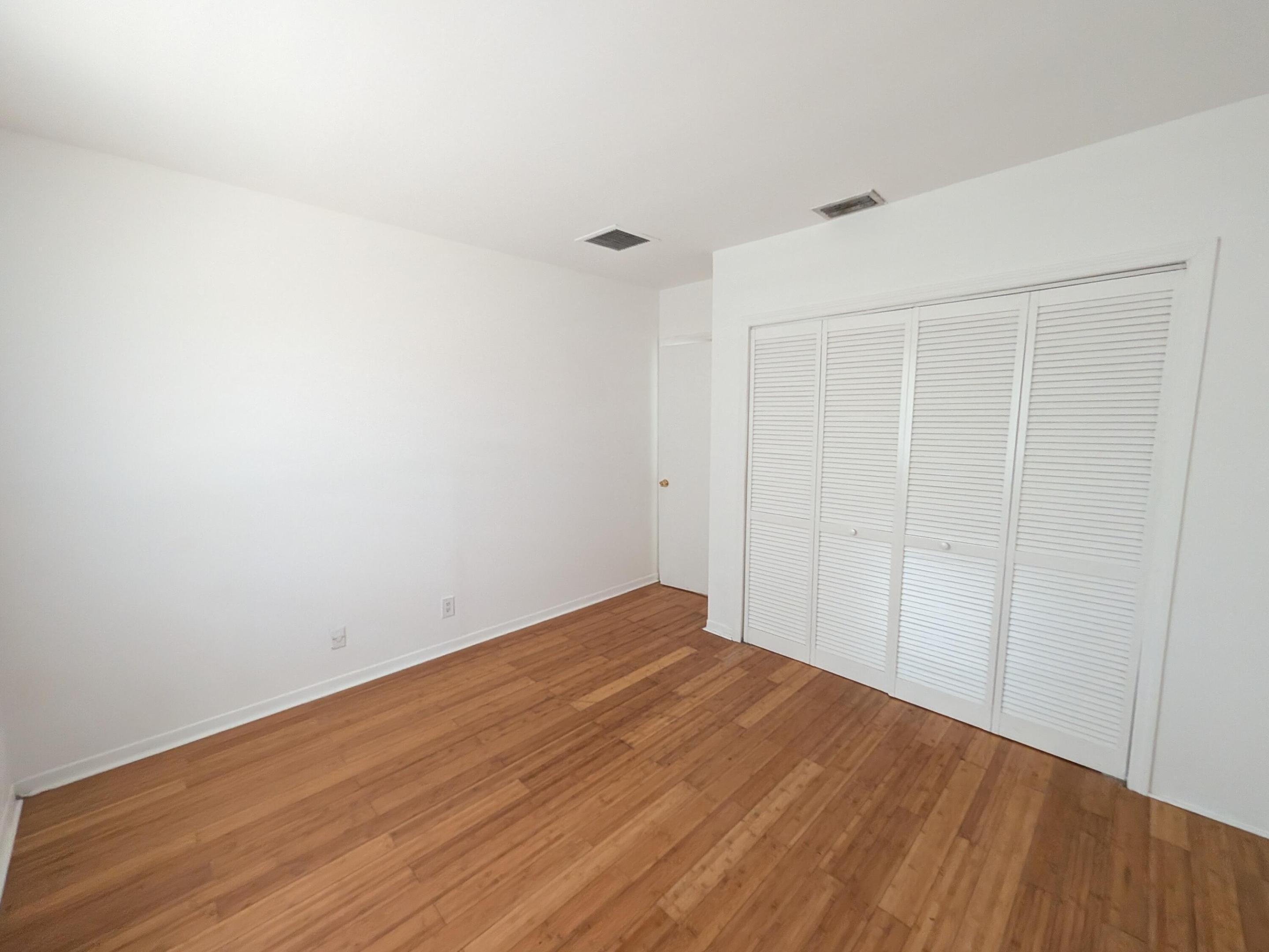 TAM O SHANTER VILLAS SEC 2 - Residential