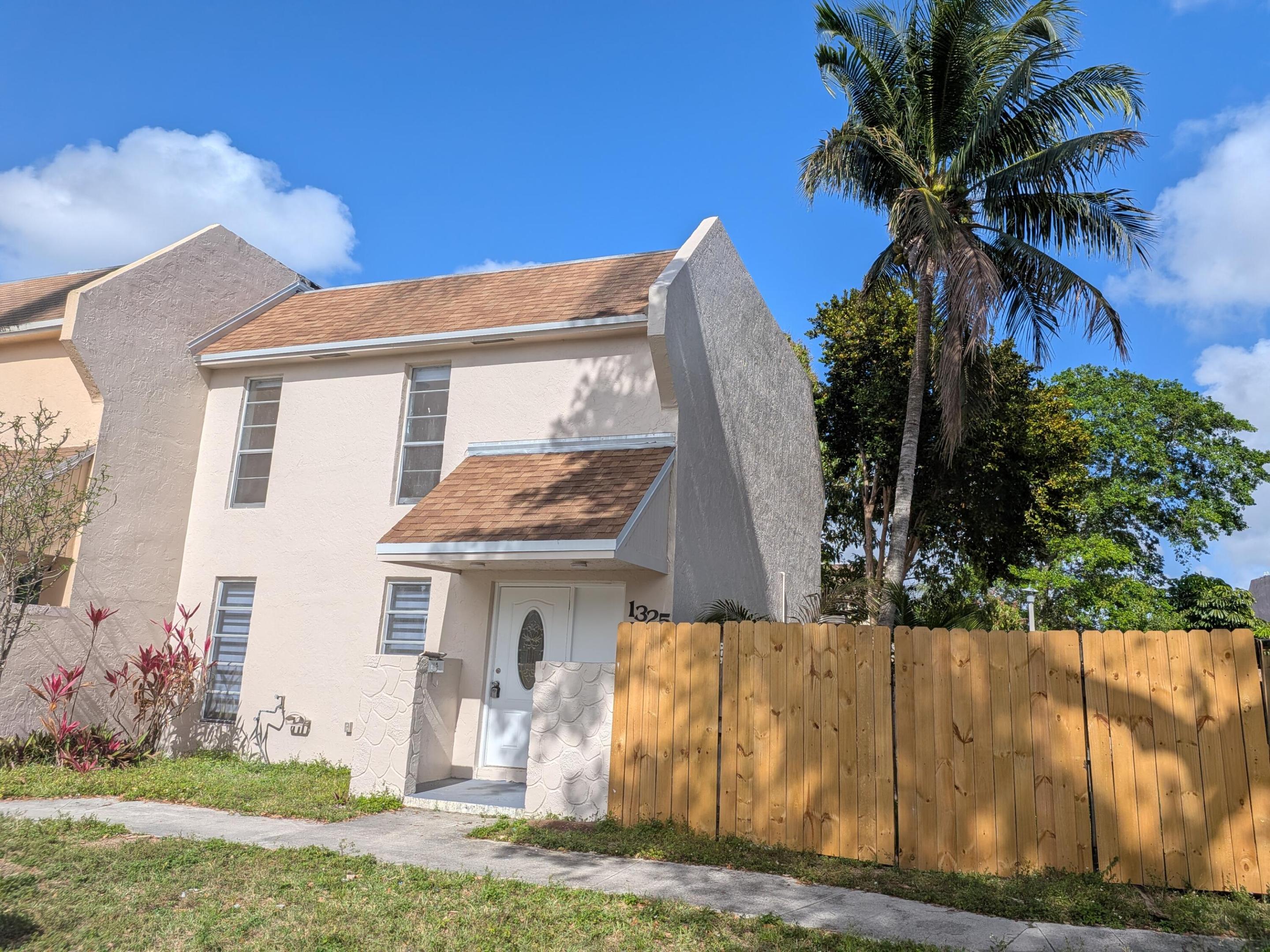 TAM O SHANTER VILLAS SEC 2 - Residential