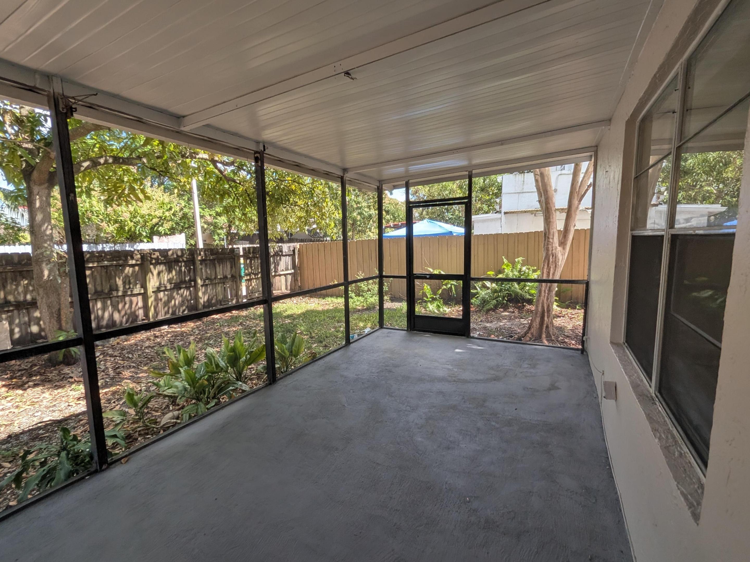 TAM O SHANTER VILLAS SEC 2 - Residential