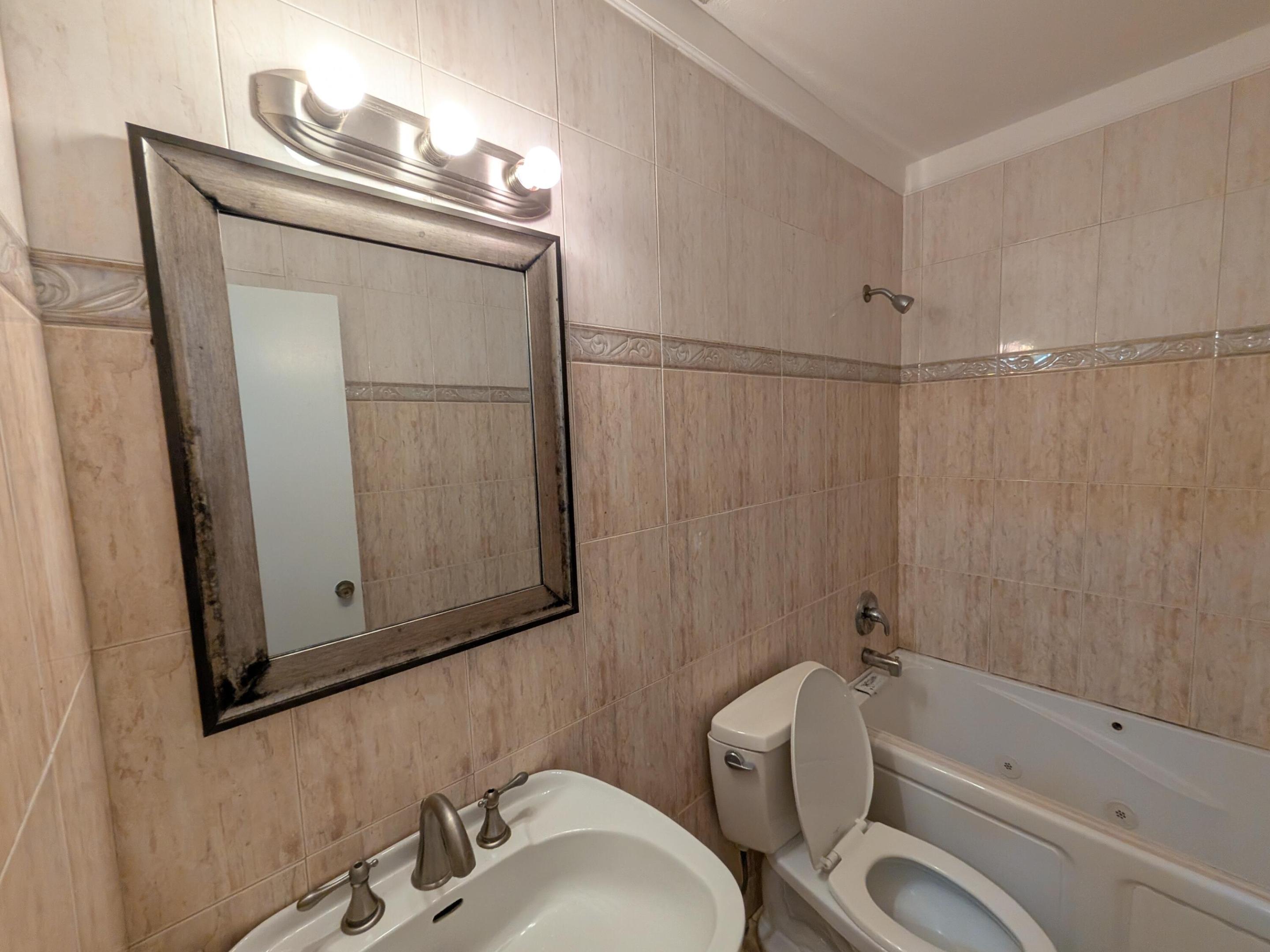 TAM O SHANTER VILLAS SEC 2 - Residential